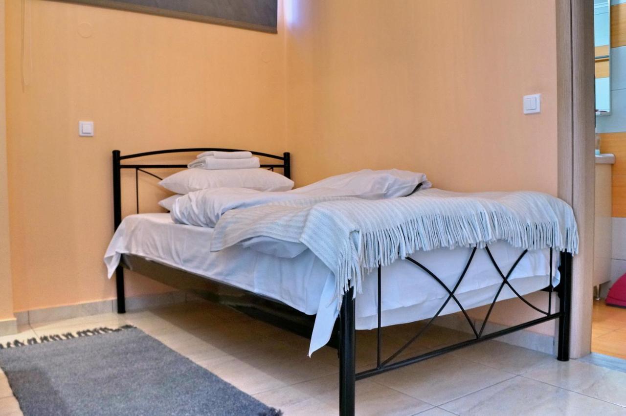 Aroma Rent House 2 Mytilene Exterior photo